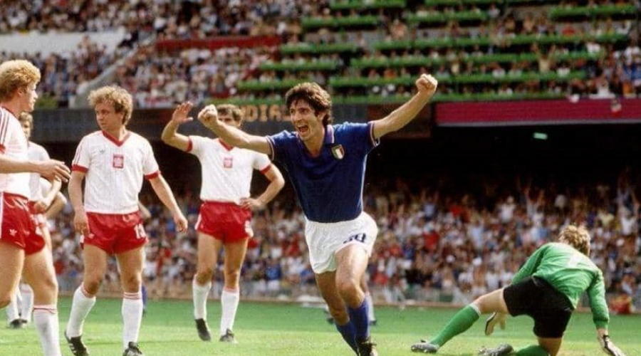توفي روسي ، بطل كأس العالم 1982